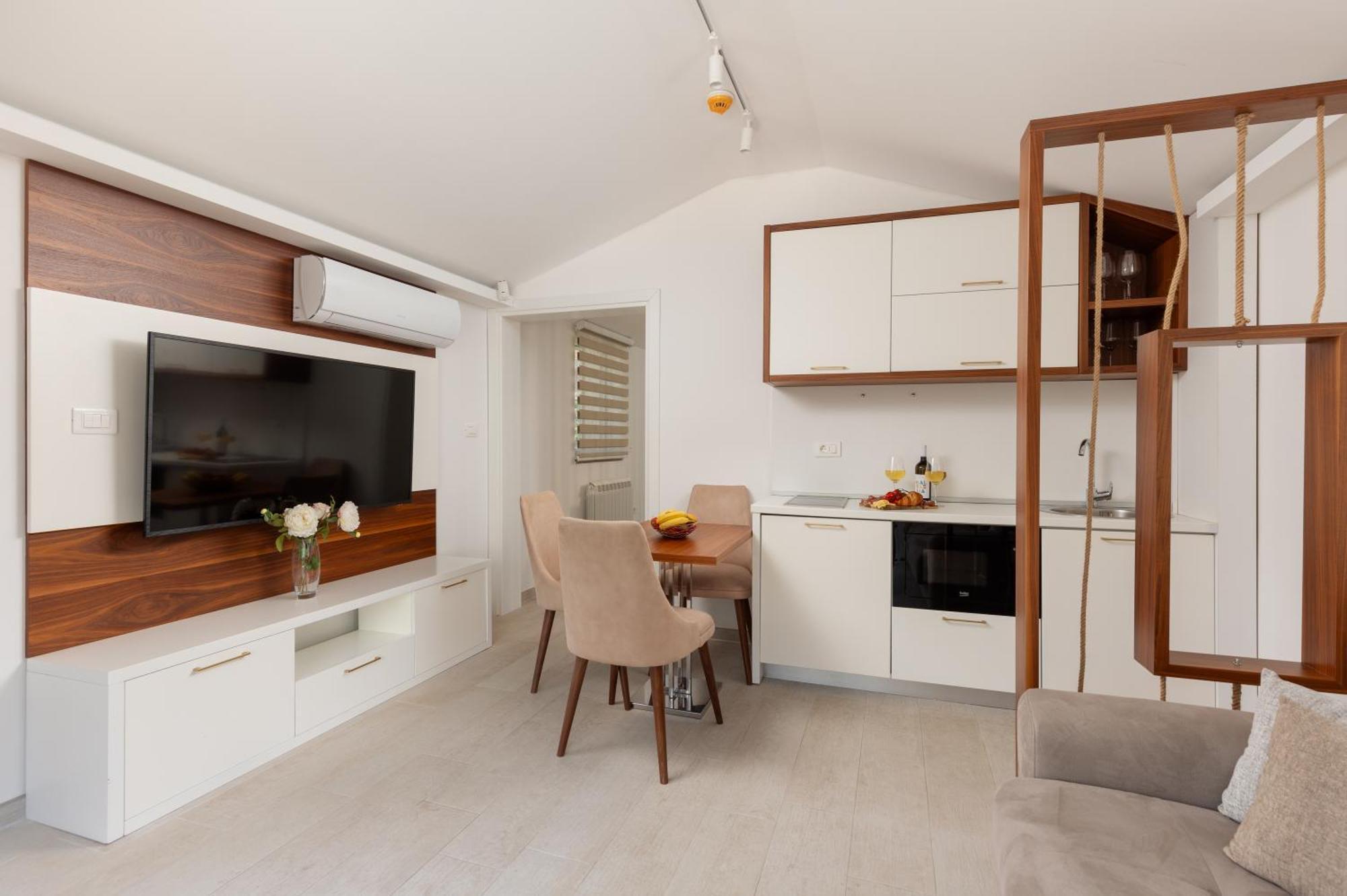 Ocea Studio Apartments 코토르 외부 사진